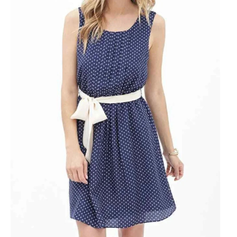 Forever 21 women’s polka dot flowy navy dress M